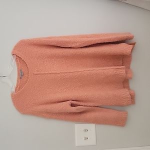 Women's pink sweater